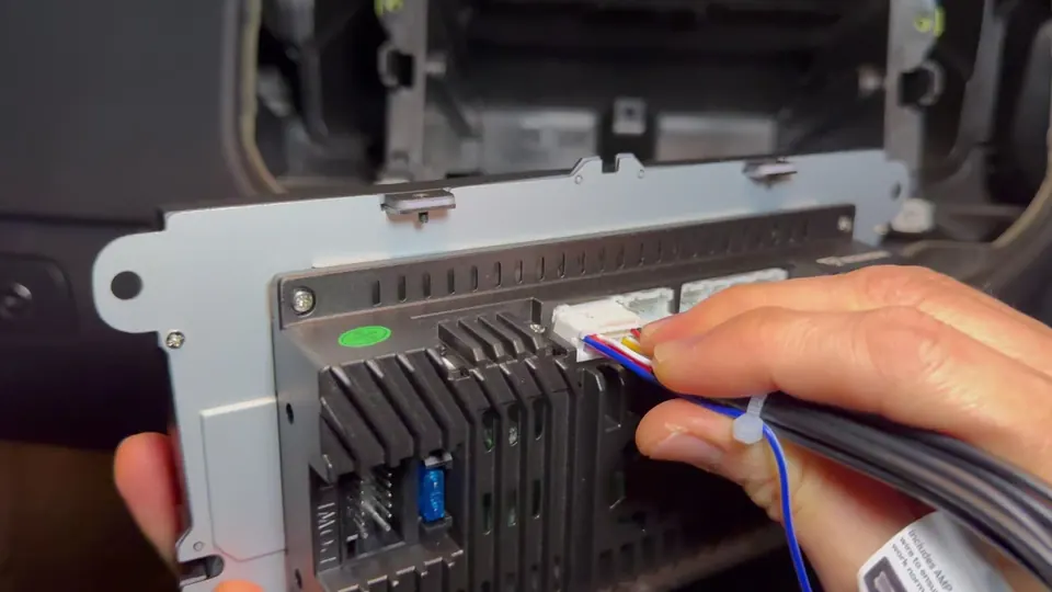 Plugging in the keyed connectors